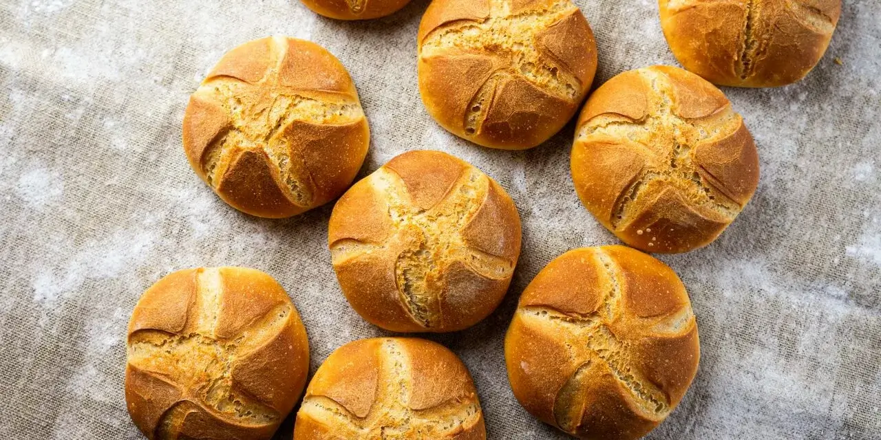 Kaiser Rolls Like In Our Childhood