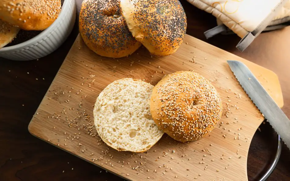 Huge Bread Rolls With Sesame And Poppy Seeds | Delight Baking