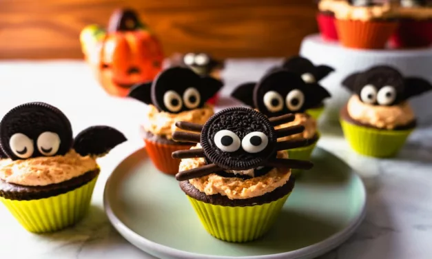 Bat & Spider Halloween Cupcakes